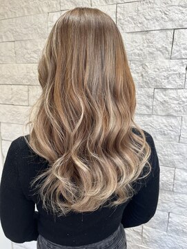 ラヴリア カミツ(LOVERIA KAMITSU) ブランドハイライト