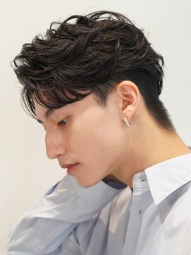 フィフス 仙台(fifth) 仙台ニュアンスパーマセンターパートフェザーパーマ毛流れパーマ