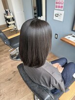 レアレア ヘアアンドライフ(LeaLea)&nbsp;黒髪/クラゲヘアー/オリーブグレー/小顔/ココアベージュ/伊丹