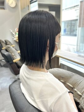 シャル オカチマチ 上野御徒町(shalu) ぱつっと切りっぱなしボブ