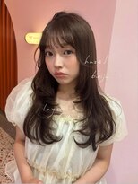 ボタン コロン 表参道 原宿(VOTAN COLON)&nbsp;ヘーゼルベージュと、レイヤーカットでみせるお洒落感♪・"
