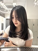 グリップ(GRIP) ロングレイヤーAライン暗髪透け感顔まわりカット/オオタユキ