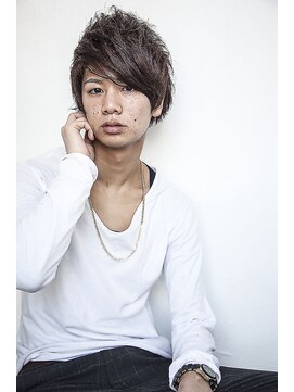 キートスバイガーランド (Kiitos by Garland) [kiitos/吉祥寺]☆セミウェット無造作束感ショート☆