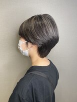 リリ(Liri material care salon by JAPAN)&nbsp;ポイントカラーで個性的に