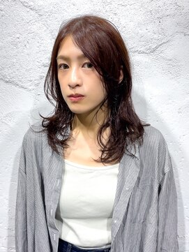 ボウ(BEAU) チョコブラウンのツヤと深みで大人の魅力度UP◎レイヤースタイル