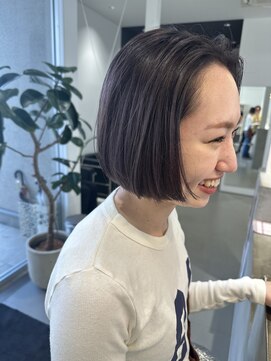 ゴットラトゥール(GOTTO LATOUR) ボブ/ぱつっとボブ/きりっぱなしボブ/ミニボブ/透明感カラー