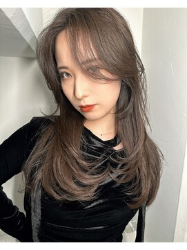 シェノン 心斎橋(CHAINON) 黒髪グレーベージュレイヤーロングアッシュカラー前髪パーマ