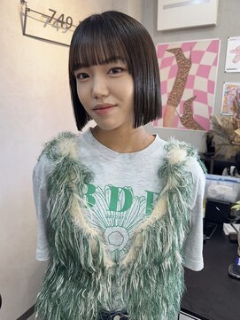 ナジック(749) ミニボブ