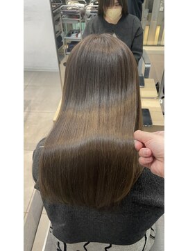 柔艶オリーブベージュ×髪質改善カラー