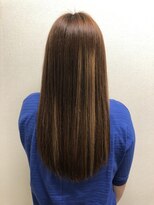 ウイ バイ ファースト 北四番丁店(u'i by first)&nbsp;ロングワンレンスタイル