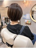 ショートボブ