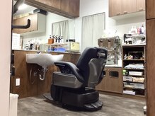 ウララ(URA-RA)の雰囲気(一席の理容店です。昔ながらのフロントシャンプー)