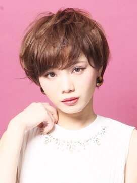 アンダートゥリー(_TREE) 大人のショート「フレンチ×モナ」【表参道】