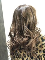 ヘアーメイク ララ(HAIR MAKE LALA)&nbsp;前回のハイライトを生かしたアッシュ