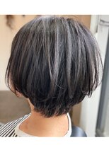 ダブル(W) ショートボブ