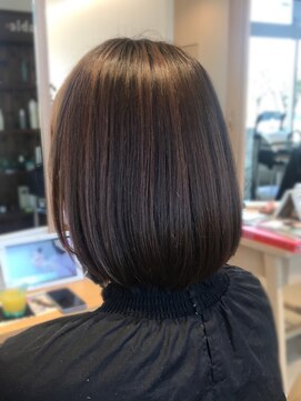 アドラーブル 万代店 (adorable) 【ツヤボブ】【ナチュラルブラウン】20代30代40代