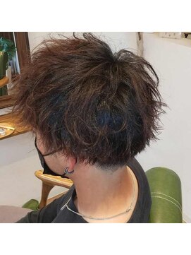 ハティ(hati) ツイストスパイラルパーマ