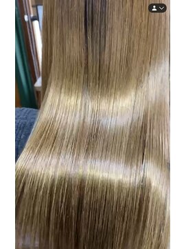 エルパライソ 鯖江店(Elparaiso) 髪質改善トリートメント