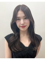 ワン バイ ジエクト(One by The Ect) 韓国くびれロング色気レイヤーオルチャン小顔前髪 艶髪