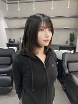 トーン(tone)&nbsp;レイヤーボブ×顔まわりカット