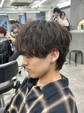 オーバル バイ アピッシュ(OVARL by apish) メンズカット/韓国ヘア/メンズパーマ/センターパート