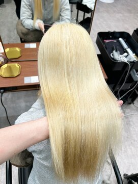 モク 立川(moc) moc style 立川/韓国/ブリーチ/髪質改善/前髪/顔まわり/レイヤー