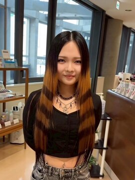 アウラ(AURA) グレージュカラー透明感カラーオリーブカラー