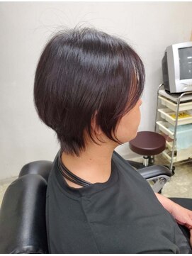 ローレル(Laurel) ショートボブ/ノンジアミン白髪染め/50代/城南区/別府/ショート