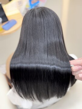 ピリオド 赤坂(Period.) ロングヘアー 縮毛矯正 髪質改善 赤坂見附