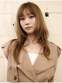 透明感ブリーチなしハッシュカットミディアムレイヤー