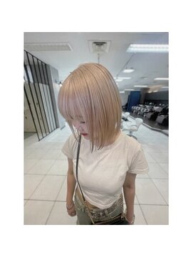 アース 上大岡店(HAIR&MAKE EARTH) ダメージを感じさせないホワイトブロンド【上大岡】