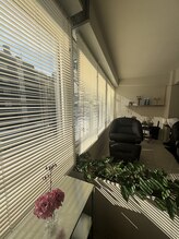 夜19時以降も対応可能◎お仕事帰りにもよれるサロンです