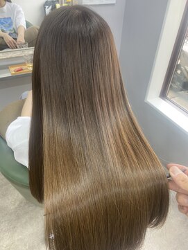 #ヘーゼルベージュ#縮毛矯正#髪質改善カラー#ロングヘア