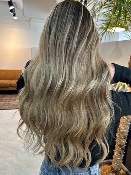 メリー オオサカ(Merly Osaka) バレイヤージュ