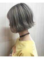 バランシア(BALANSIA)&nbsp;切りっぱなしボブ