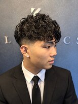 バーバークラシックス(BARBER CLASSICS)&nbsp;スペインカール/新潟メンズサロン/フェードに合うパーマ/20代