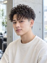 シー 白楽町エスパーク店(she.) ツイストスパイラル×フェード