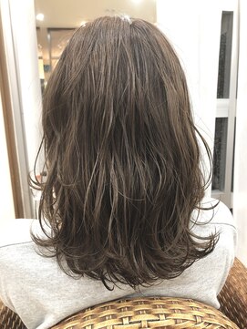 マークス(marks) 大人可愛いベージュ系カラーリング