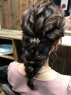 【ヘアセット￥2500/21時迄営業】天文館駅チカで時間がなくてもトレンドをおさえたヘアセットが時短で叶う☆