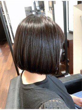 アンシャンテ(ENCHANT) ナチュラル前下がりボブ