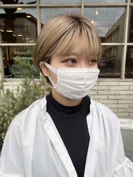 コーディアルヘア 白川本店(Cordial hair) ハイトーン耳かけショート