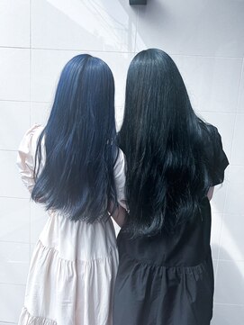 アソビ 表参道(ASOBI) 青髪　ブリーチなしとブリーチあり　透明感