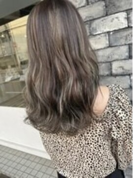 ライズ バイ レボ(RISE by REVO) 大人可愛い/ショコラアッシュ/ヘルシースタイル/ふんわりカール