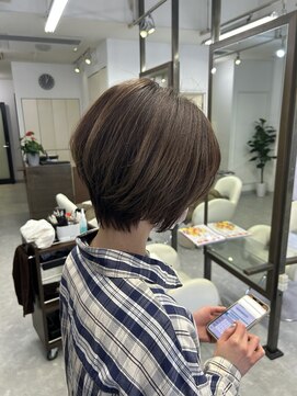 モデスト(modeste) ショートボブ