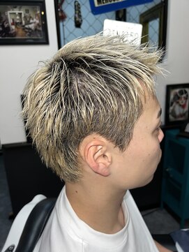 ドープザバーバー(DOPE THE BARBER) スパイキーショート