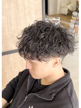 メンズギフト(men's GIFT) 刈り上げツーブロック波巻きスパイラルパーマメンズマッシュ