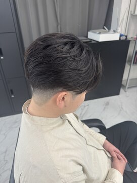 ハイプ 三宮(HYPE) ニュアンスパーマ/曲がる縮毛矯正/メンズサロン/メンズ/眉毛