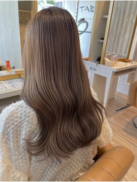 タブーセントラル(TABOO Central) ベージュカラー/ロングスタイル/Aujuaトリートメント