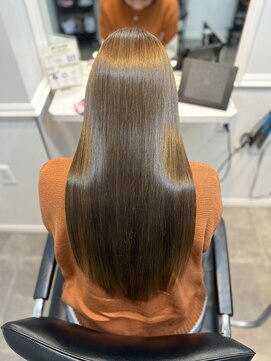 ウィステリア アネックス 銀座(WISTERIA ANNEX) 透明感カーキベージュ/ULTOWA/髪質改善カラー/縮毛矯正/東銀座/