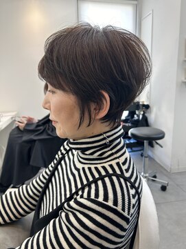 アルトル 池袋(altru) ボリューム感のあるショートボブ